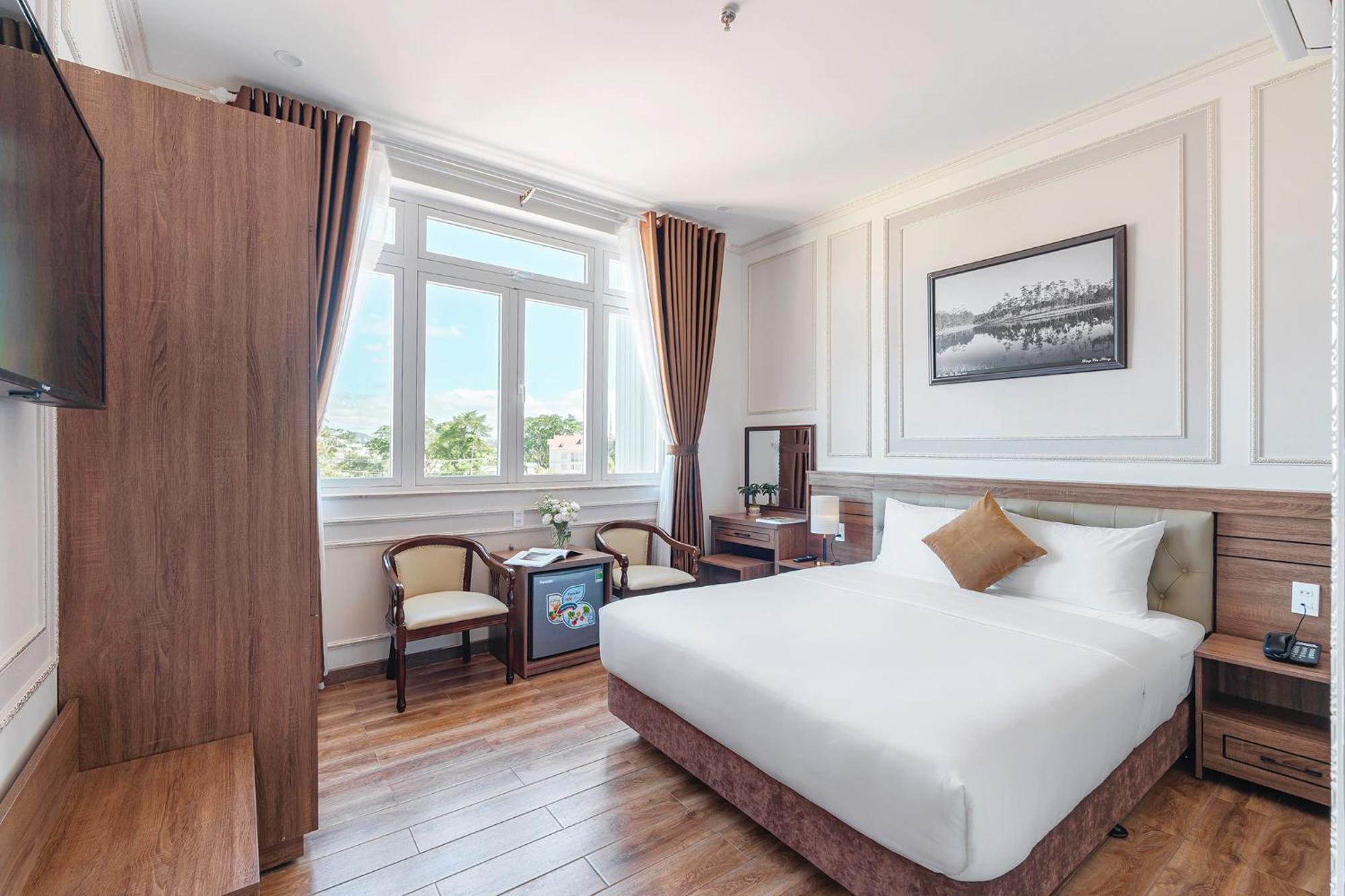 Pine View Hotel Dalat Exterior photo