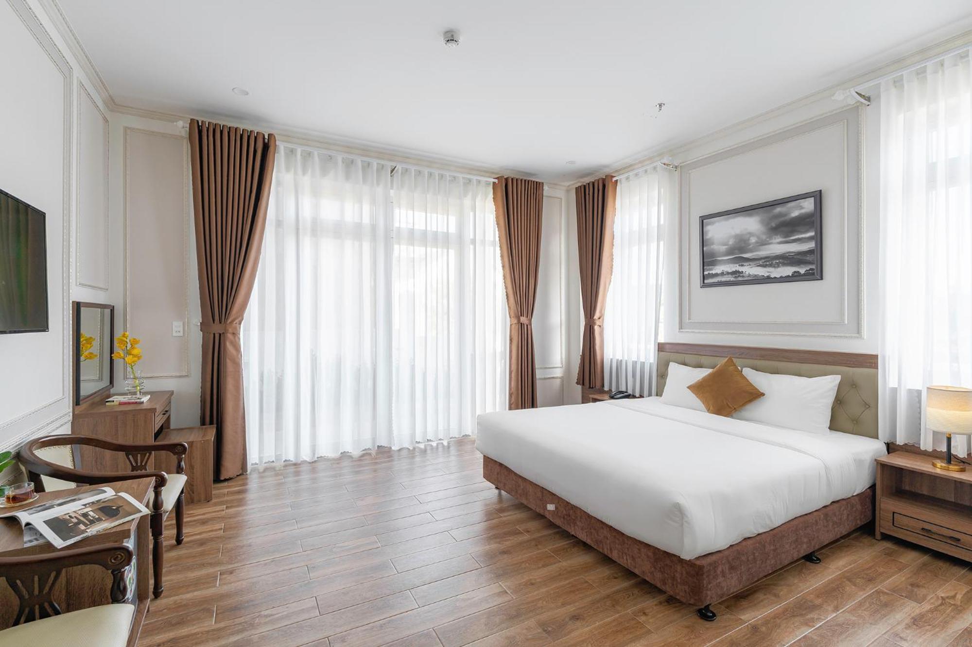 Pine View Hotel Dalat Exterior photo