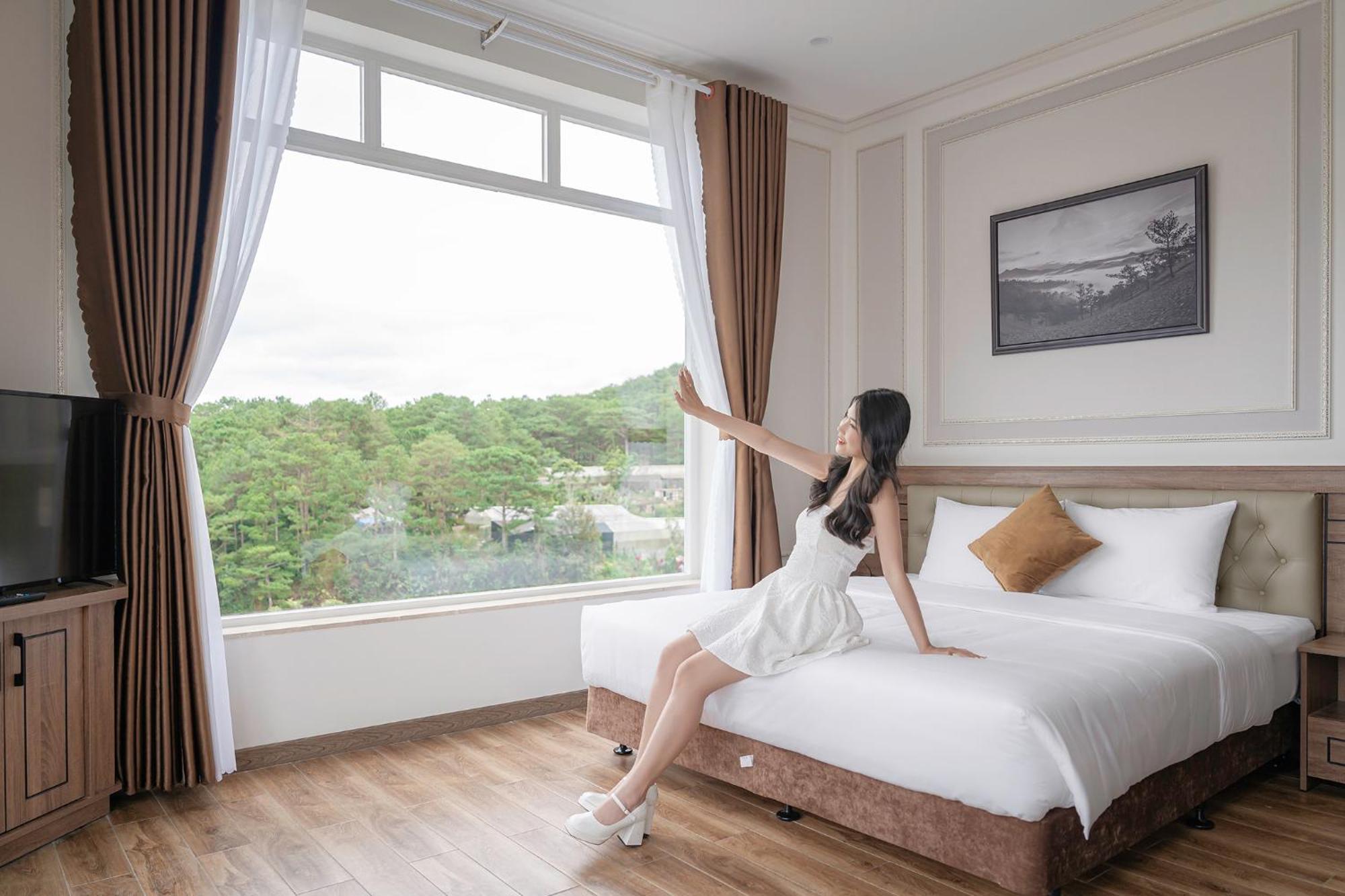 Pine View Hotel Dalat Exterior photo